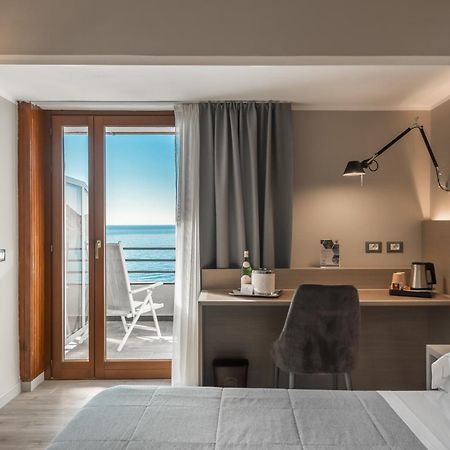 מונטרוסו אל מארה Hotel Porto Roca מראה חיצוני תמונה