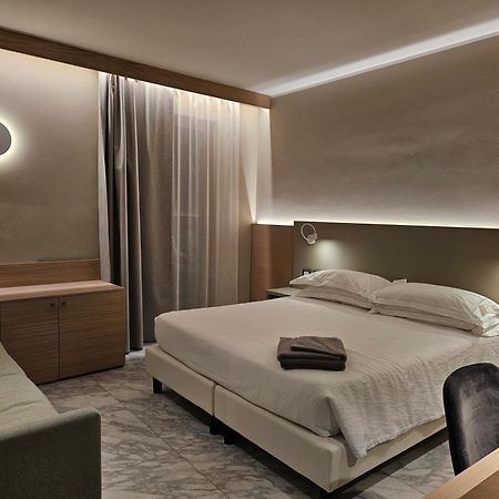 מונטרוסו אל מארה Hotel Porto Roca מראה חיצוני תמונה