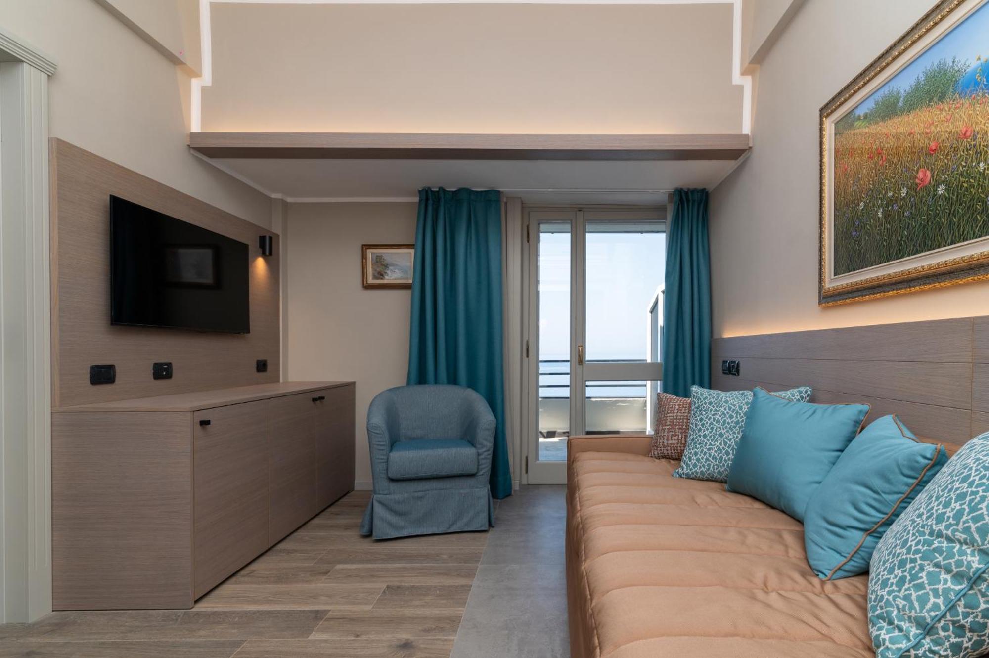 מונטרוסו אל מארה Hotel Porto Roca מראה חיצוני תמונה