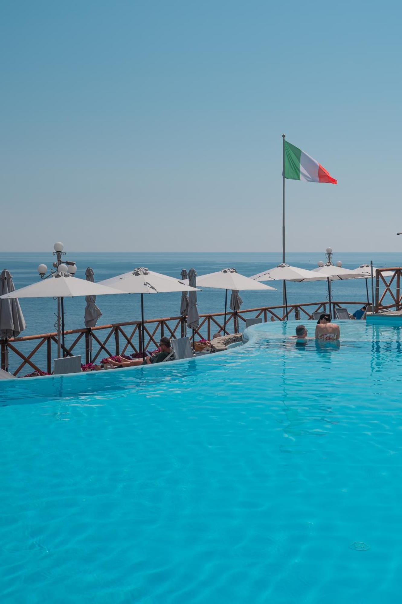 מונטרוסו אל מארה Hotel Porto Roca מראה חיצוני תמונה